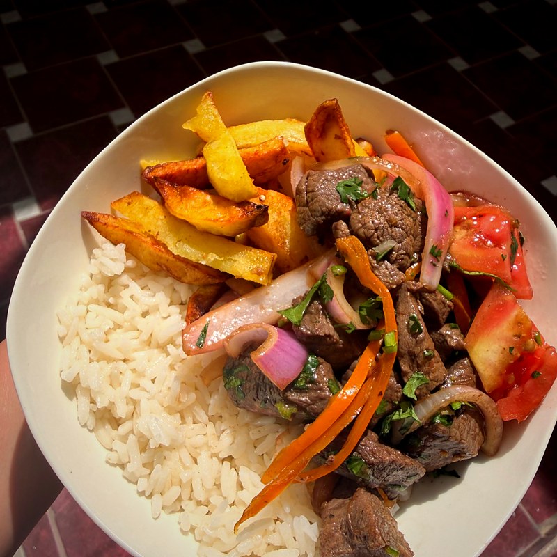Lomo Saltado